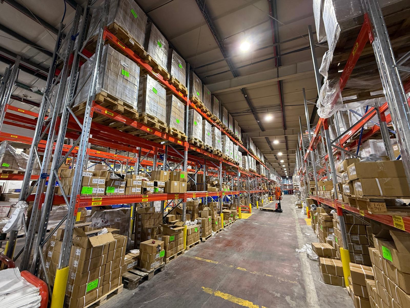 תאורה תעשייתית - חברת יסודות